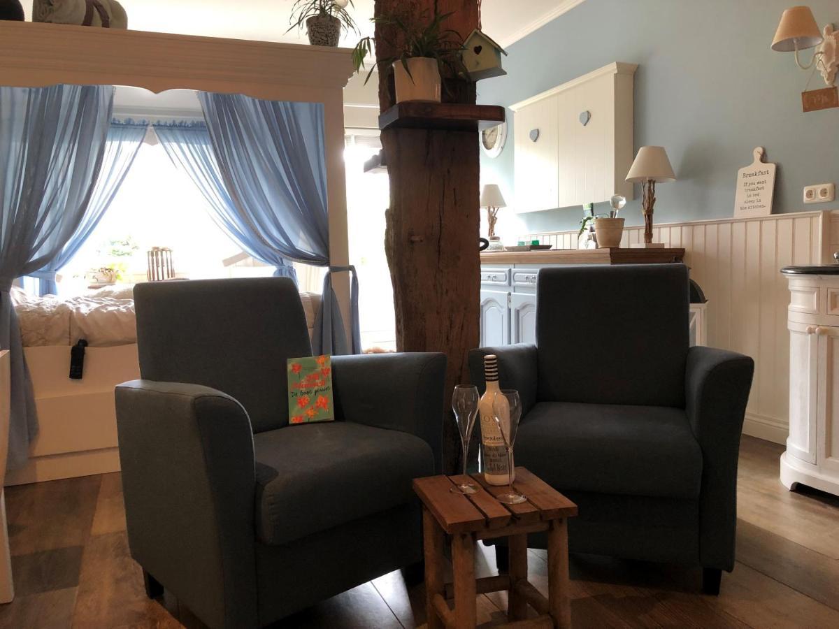 Bnb Onder De Blauwe Hemel Bed & Breakfast Vlijmen Eksteriør bilde