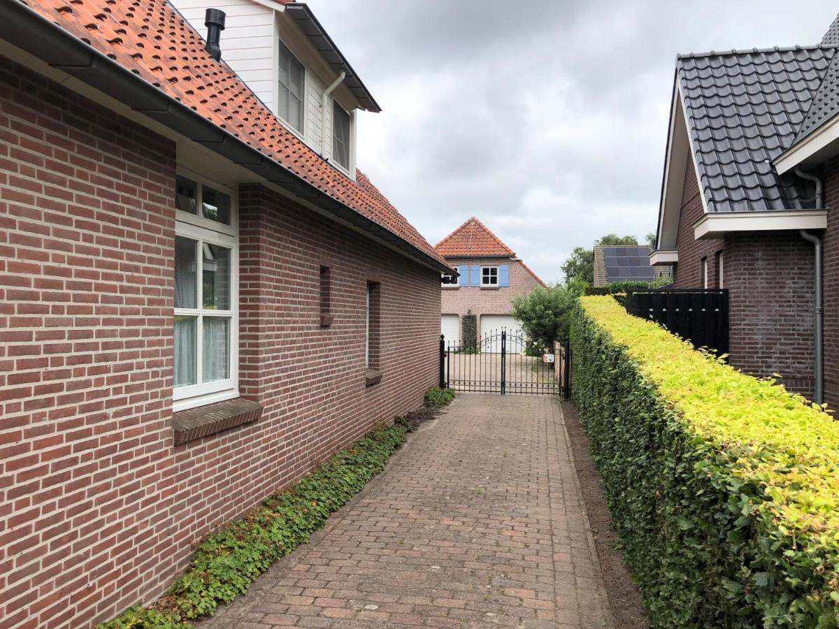 Bnb Onder De Blauwe Hemel Bed & Breakfast Vlijmen Eksteriør bilde